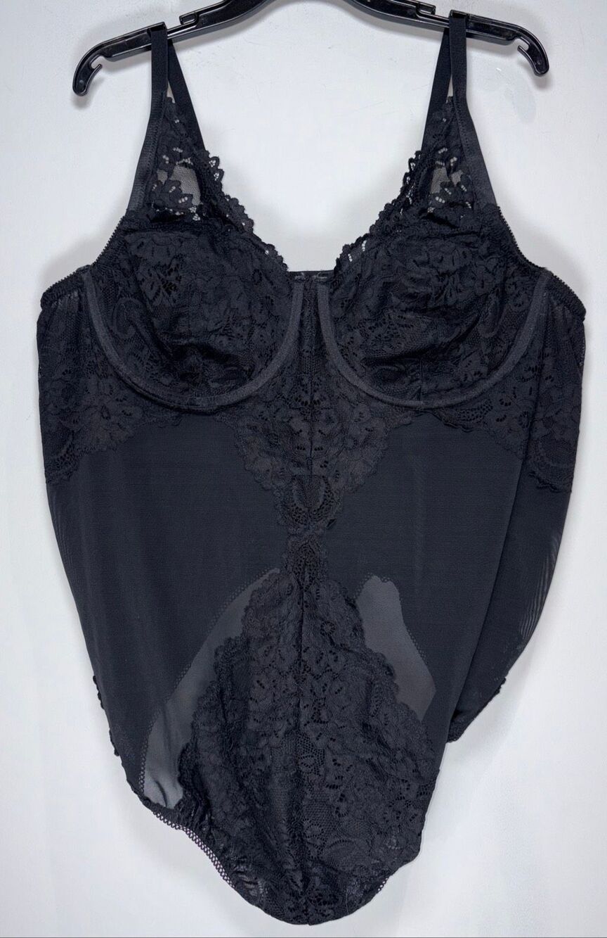 Torrid thong mesh / lace black bodysuit size 4
